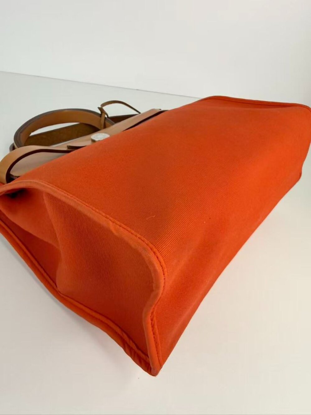 Hermès Herbag Zip 31 Orange Canvas & Natural Vache Hunter Leather Handbag - Picture 5 of 12